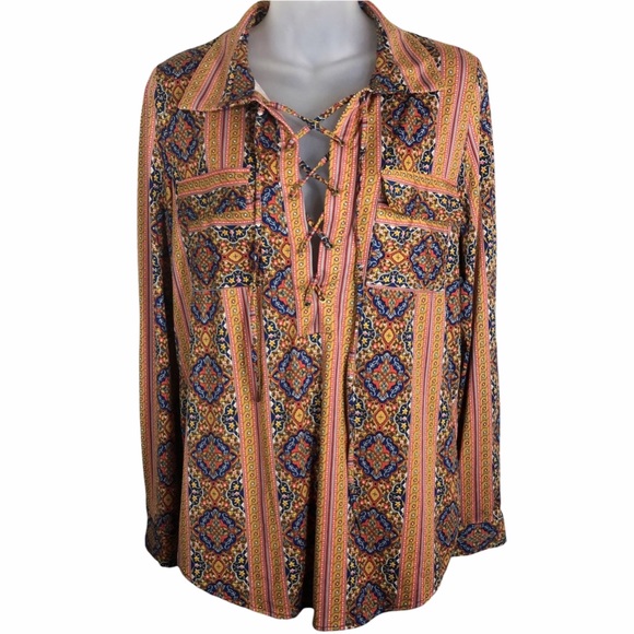 BCBGMaxAzria Retro-inspired boho print lace front collared top - Picture 2 of 15